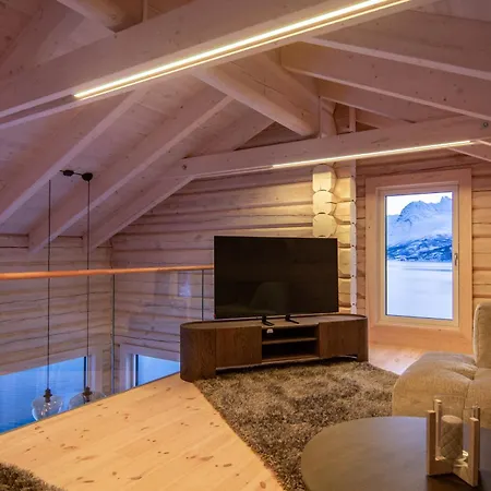 Nyaraló Sommarbukt Tind - Luxury Fjord Near Tromsø