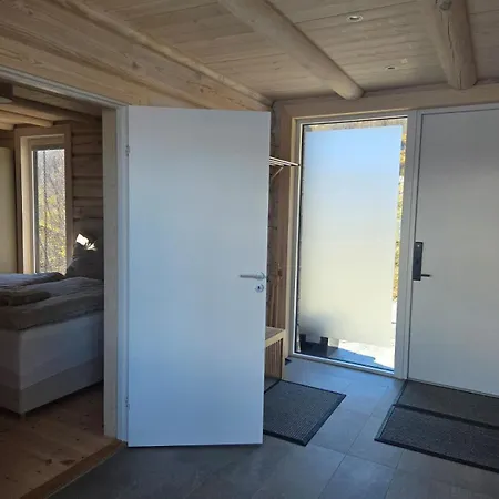 Sommarbukt Tind - Luxury Fjord Near Vakantiehuis