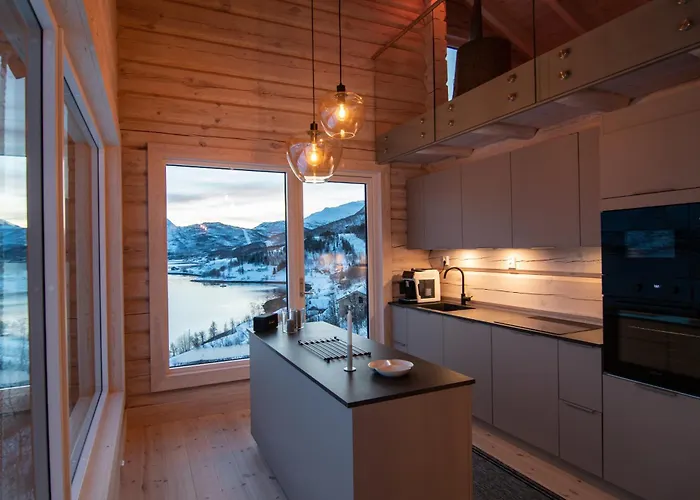 Sommarbukt Tind - Luxury Fjord Lodge Near Tromso Vakantiehuis *
