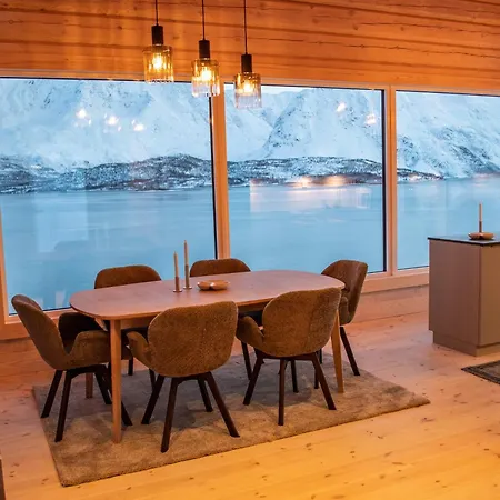 Sommarbukt Tind - Luxury Fjord Near トロムソ